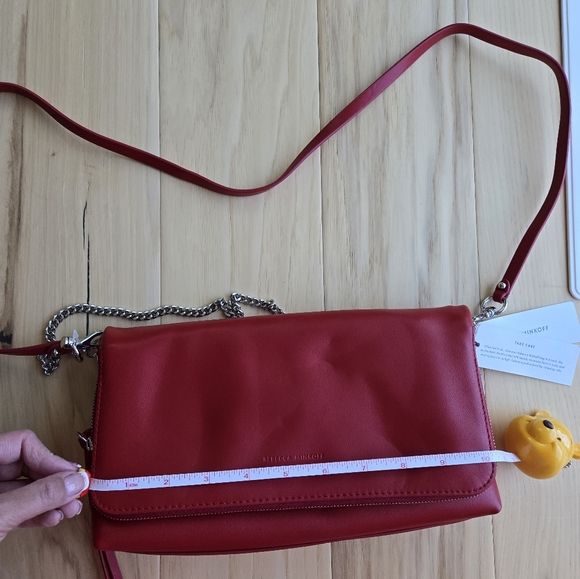 BNWT. Rebecca Minkoff red cross body bag. - Picture 6 of 8